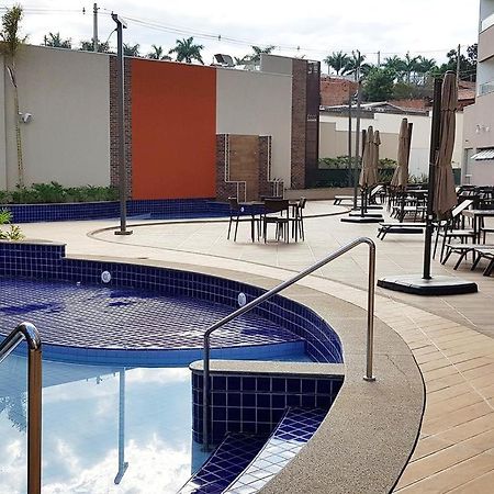 Flat Em Olimpia Em Frente Ao Park Hotell Exteriör bild
